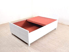 Valor Mini Queen Size Bed With Box Storage In White Finish